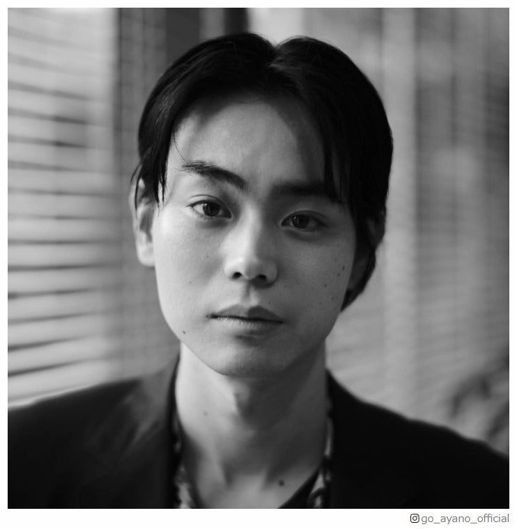 綾野剛、菅田将暉の新宣材写真撮影「豪華すぎ」「カッコよすぎる」の声