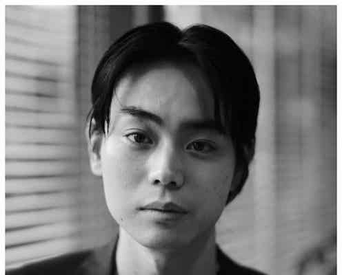 綾野剛、菅田将暉の新宣材写真撮影「豪華すぎ」「カッコよすぎる」の声