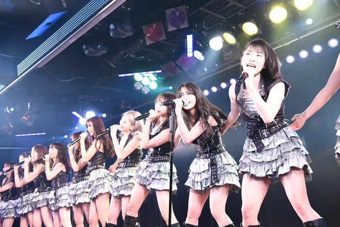 田中将大投手プロデュースAKB48劇場公演「僕がここにいる理由」千秋楽(C)AKS