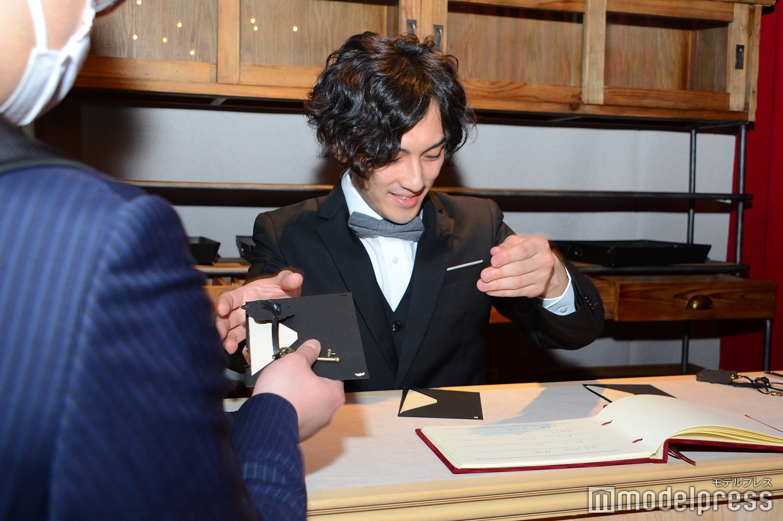 ALE-BOX（C）モデルプレス