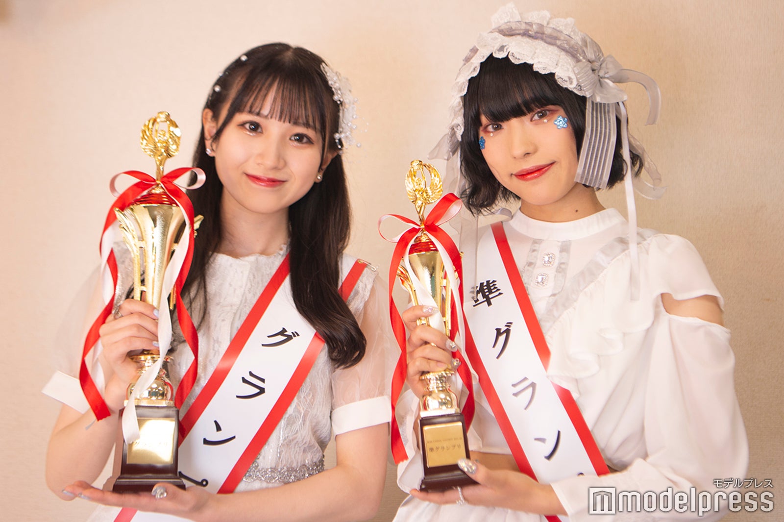 ひなさん、P！さん（C）モデルプレス