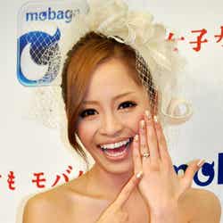 小森純(2011年7月7日・結婚会見)