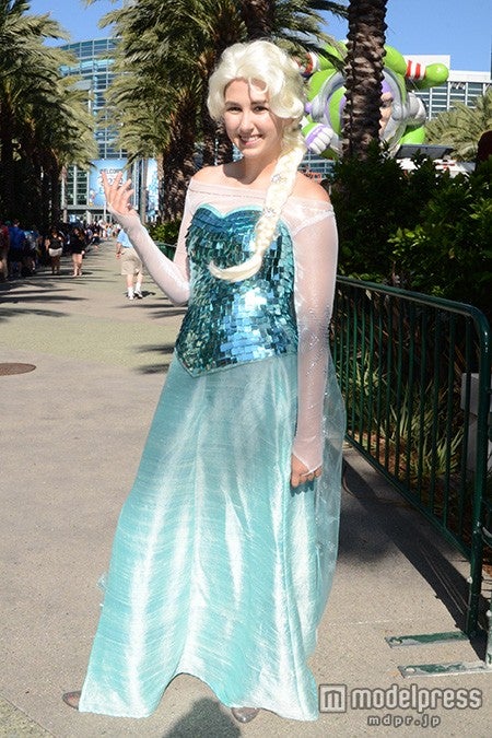 「アナと雪の女王」エルサの仮装