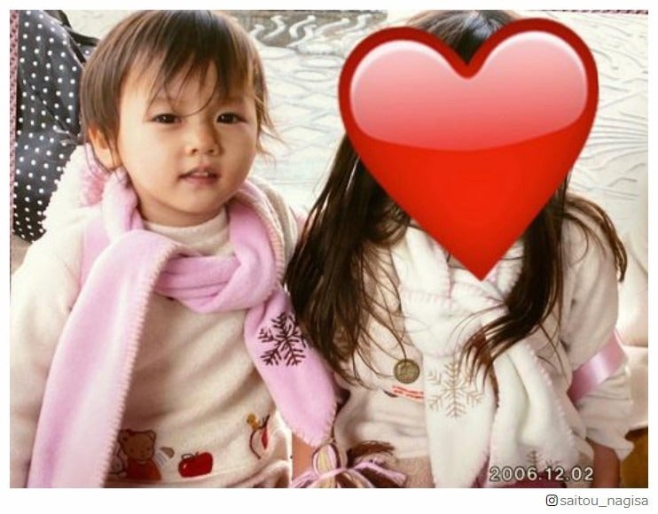 ＝LOVE齊藤なぎさ、姉との幼少期ショット公開に「宇宙一可愛い」「お目目ぱっちり」と反響