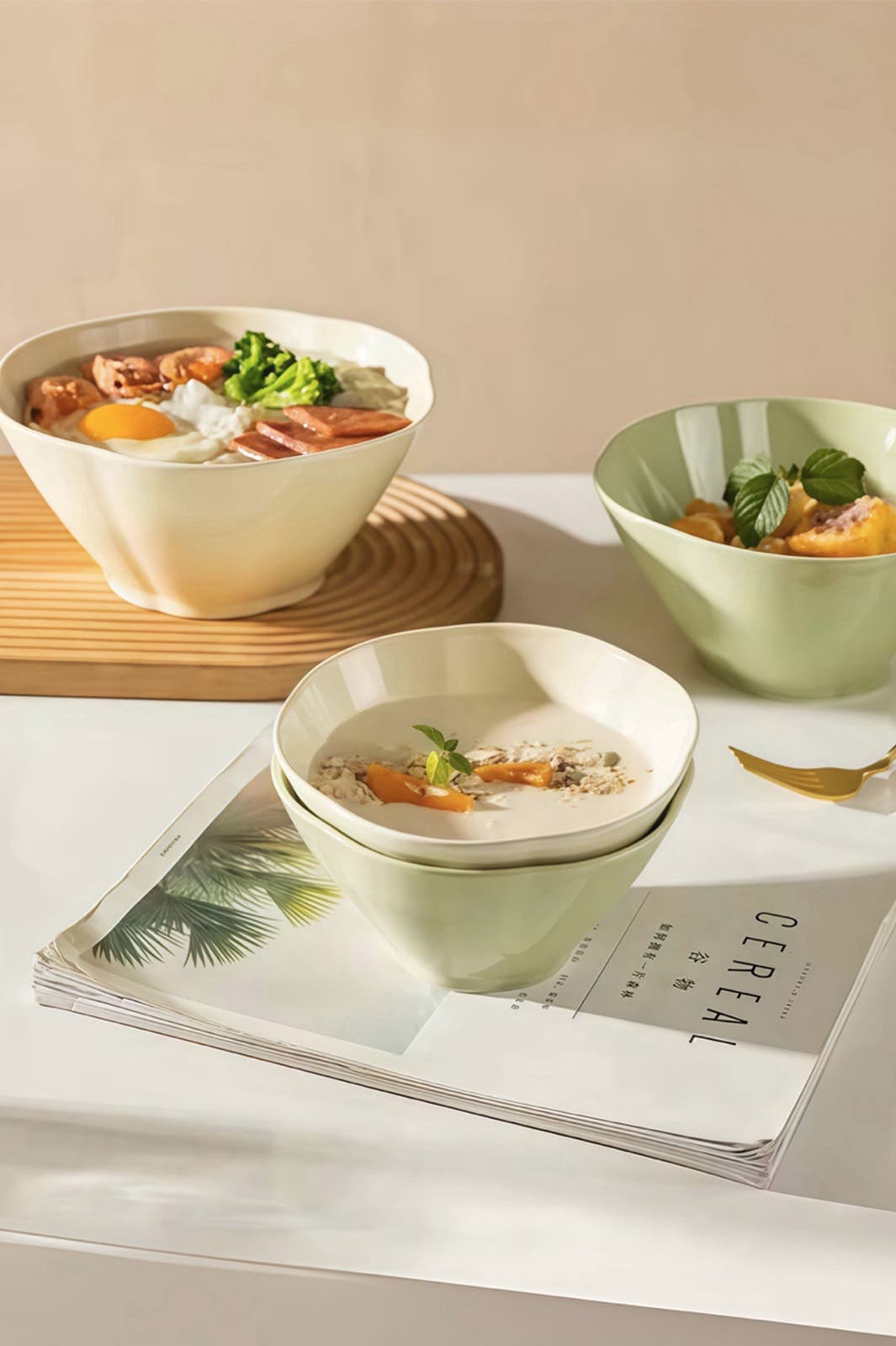 家庭用陶器製 アールヌーヴォー風ラーメンボウル【高級感あるデザイン】(提供素材)