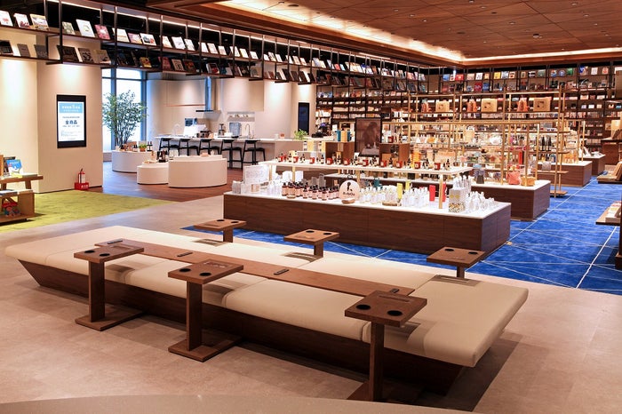TSUTAYA BOOKSTORE松山店/画像提供:CCC 蔦屋書店カンパニー