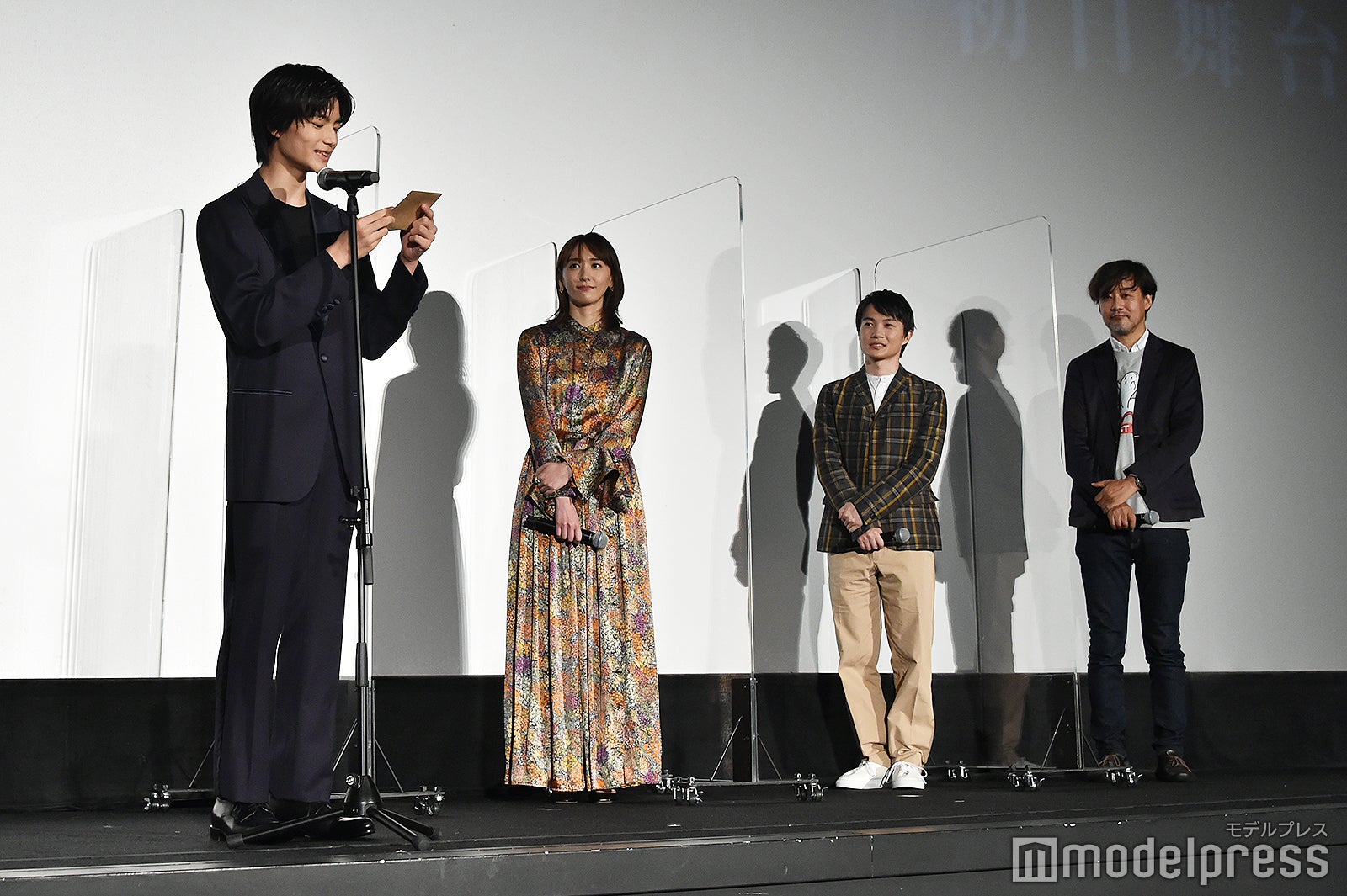 城桧吏、新垣結衣、神木隆之介、山崎貴監督（C）モデルプレス