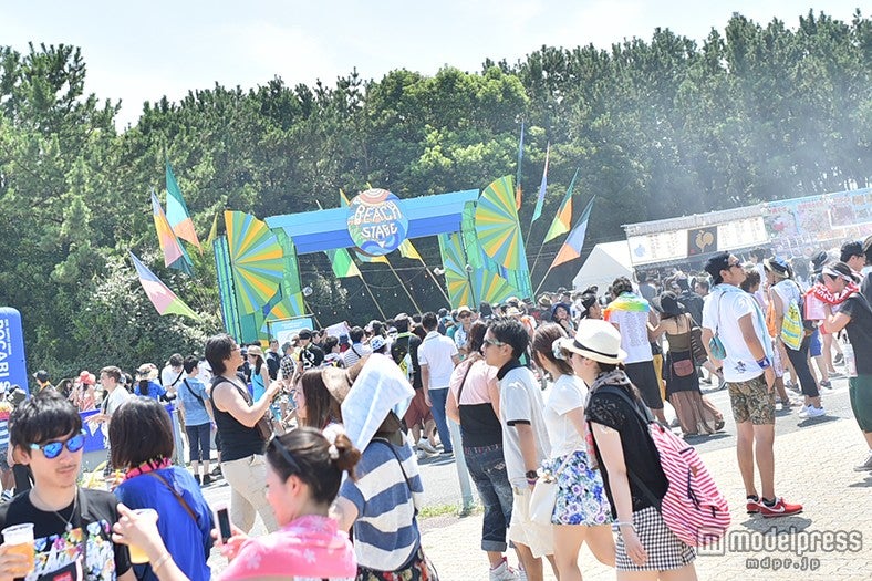 「MARINE STAGE」前フードエリアの様子