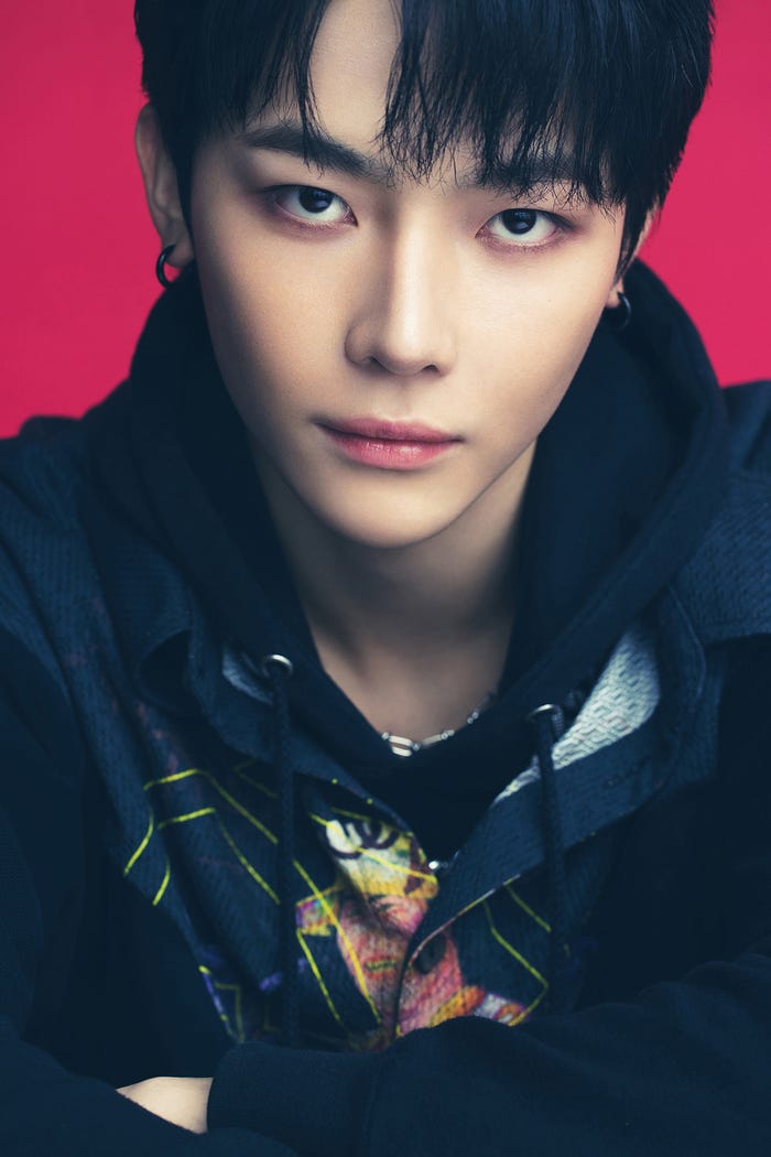 NICHOLAS (C)HYBE LABELS JAPAN