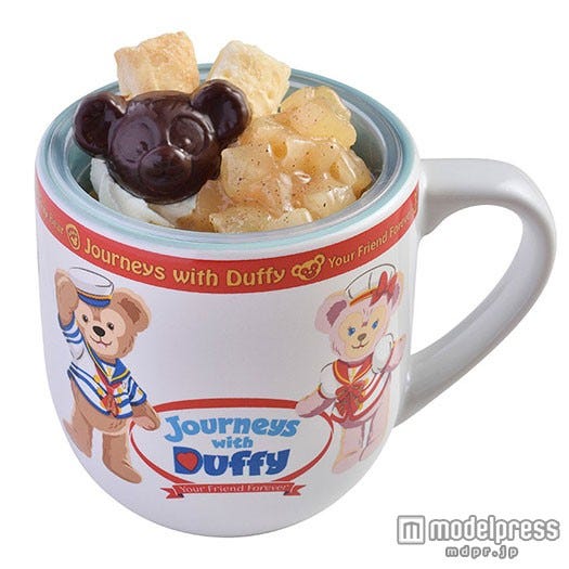 バニラムース&アップル、スーベニアカップ付き¥880(C)Disney
