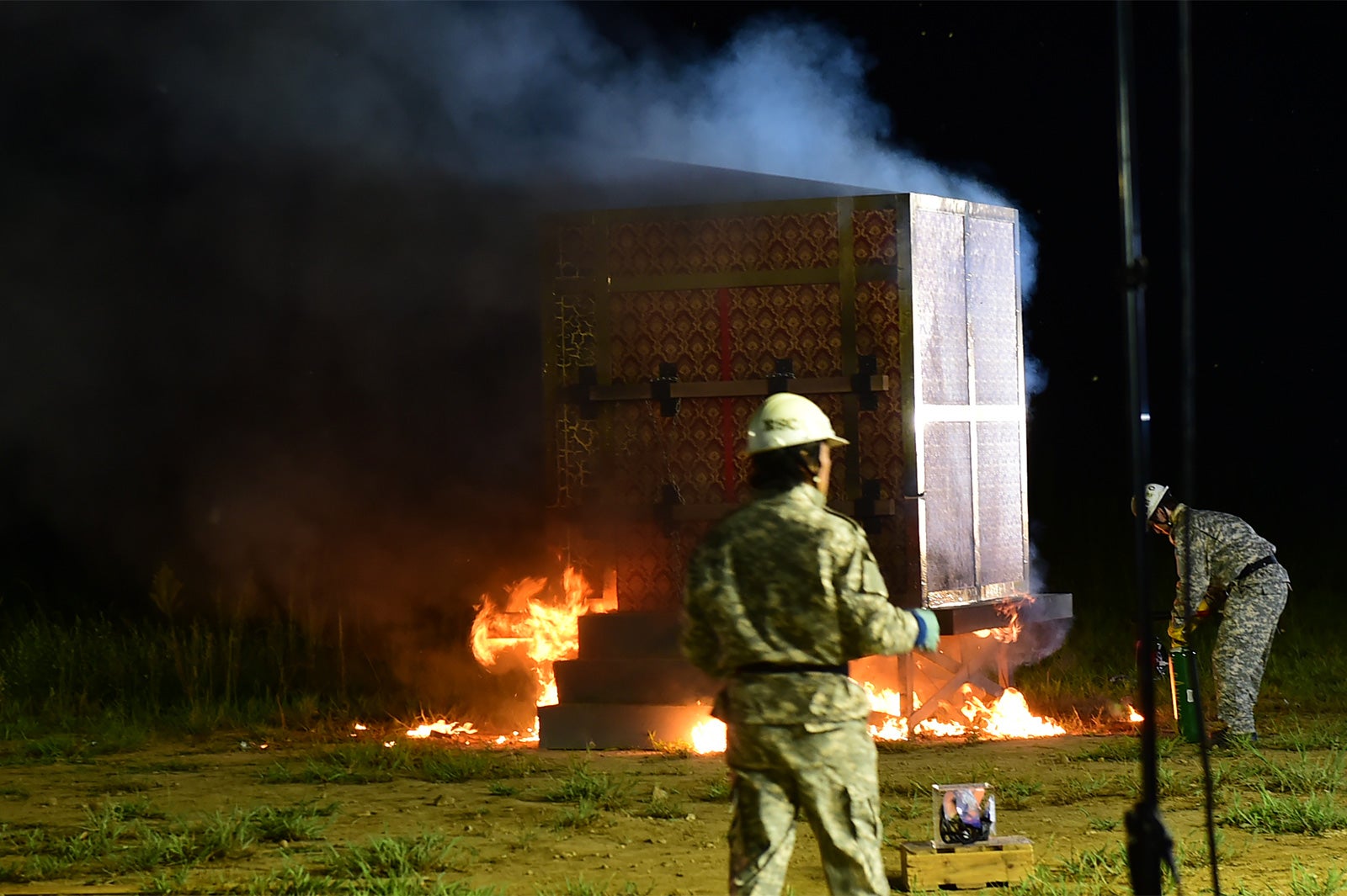 爆破イリュージョン／「仲間」の危機的状況（C）TBS