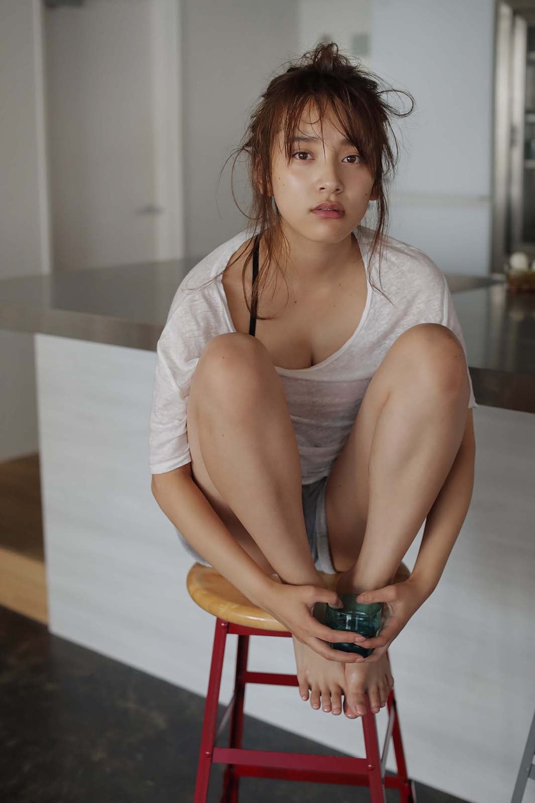 都丸紗也華：撮影／曽根将樹（PEACE MONKEY）