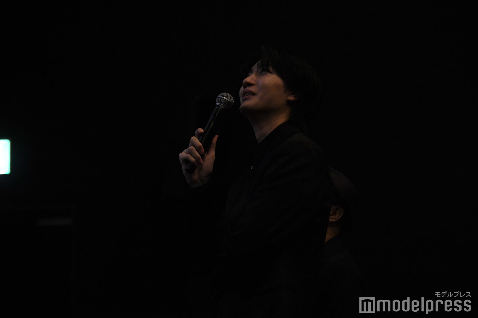 神木隆之介からの質問にツッコみまくる桜田通（C）モデルプレス