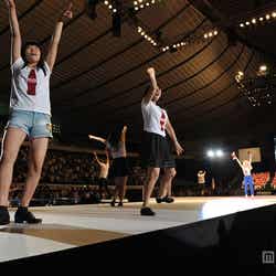 ダンスチーム「MY BEATS」の25名も参加