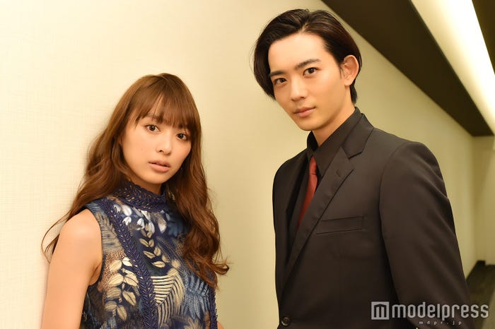 内田理央、竜星涼(C)モデルプレス