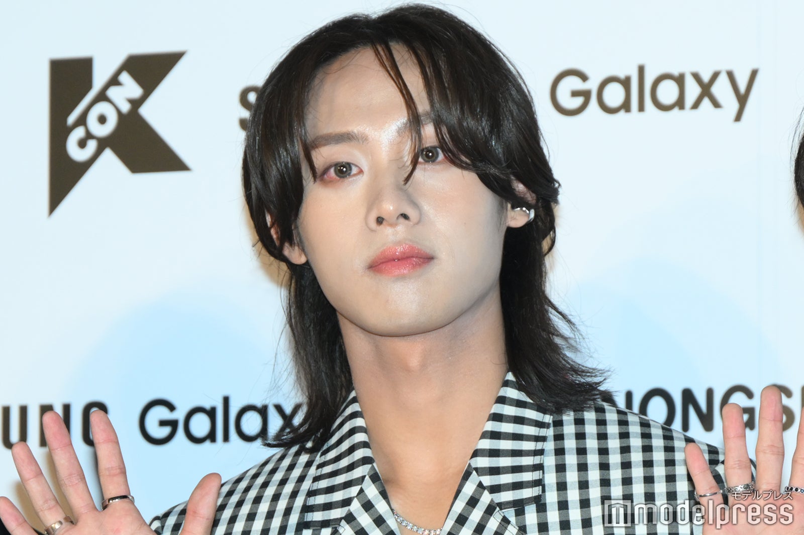 キム・ヒョンユル／Hi-Fi Un!corn（C）モデルプレス