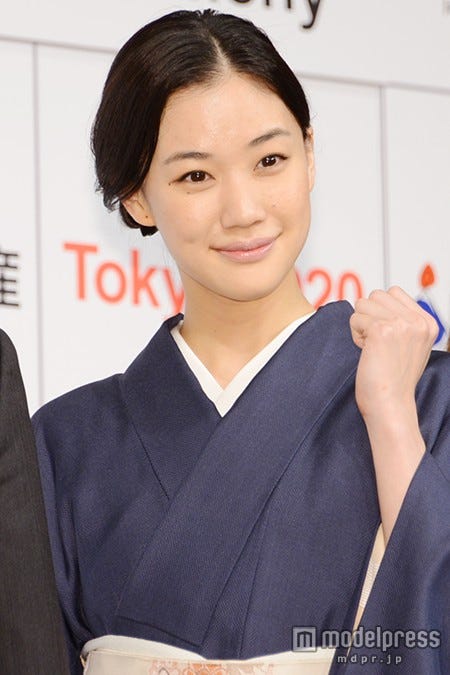 画像8 15 蒼井優 しっとり着物で登場 豪華共演者に 光栄で変な汗 モデルプレス