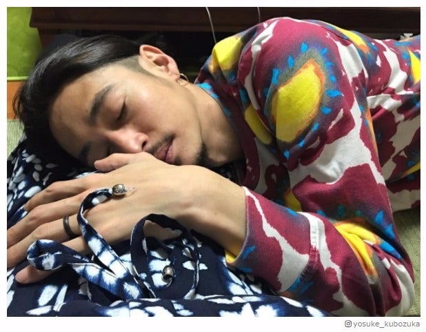 窪塚洋介、妊娠中の妻・PINKYのお腹に寄り添う姿に羨望の声「1番幸せな光景」