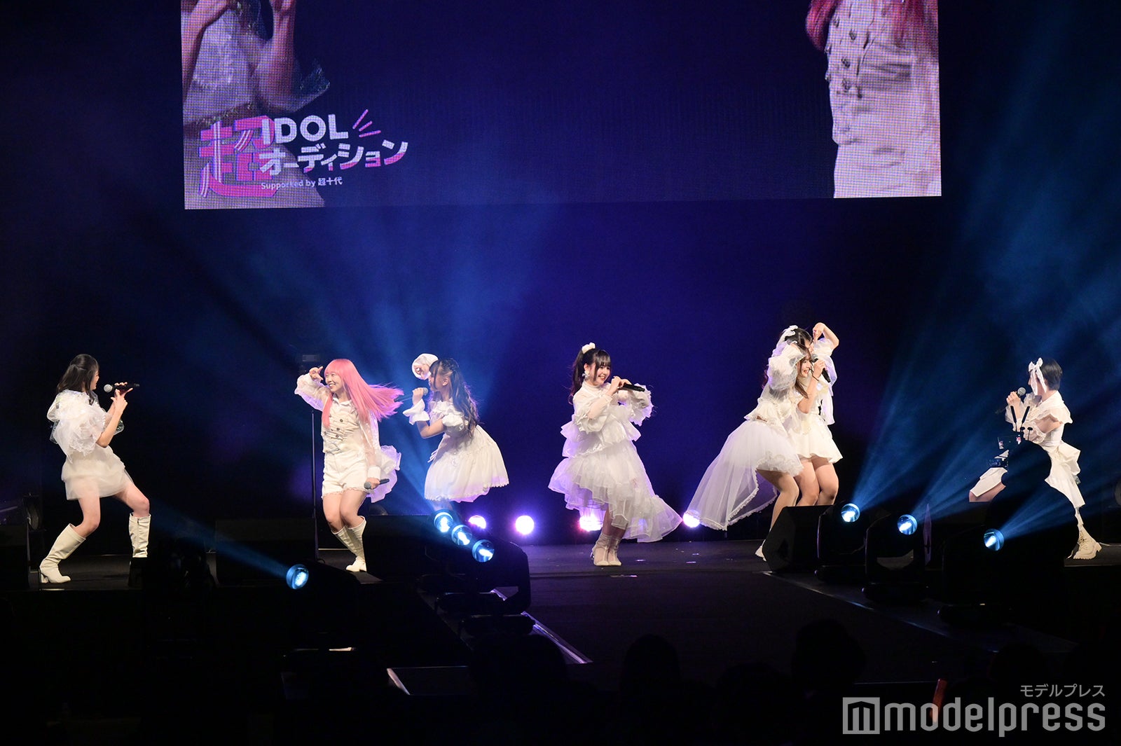 LIT MOON（C）モデルプレス