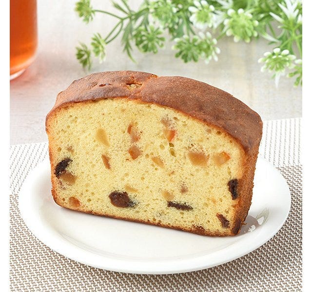 ファミリーマート　ファミマ　たっぷり4種のフルーツケーキ