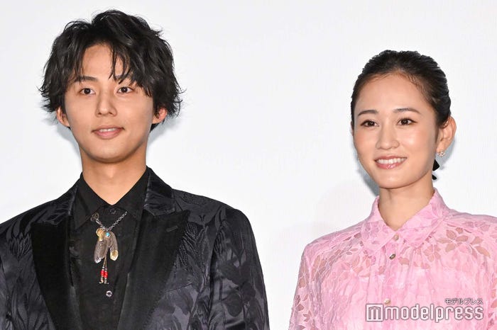 藤ヶ谷太輔、前田敦子 (C)モデルプレス