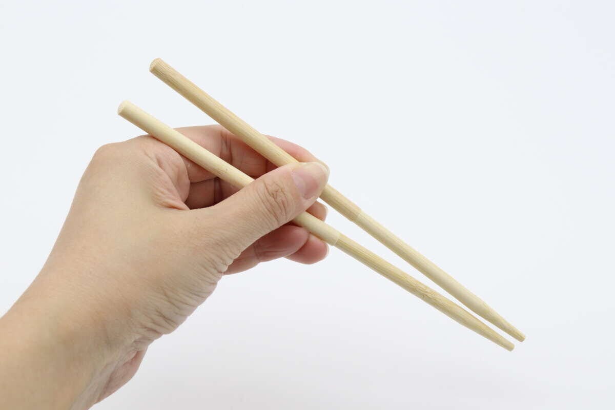 ダイソーつなげて使える竹丸箸手に馴染みやすい