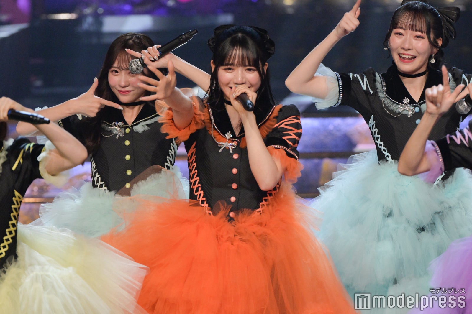 FRUITS ZIPPER（C）モデルプレス