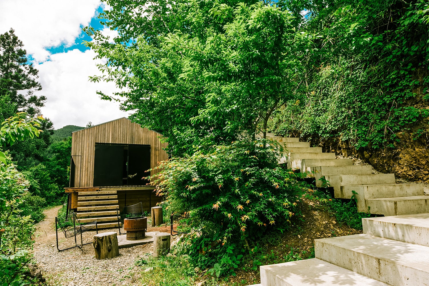  THEATER1／画像提供：ブッキングリゾート