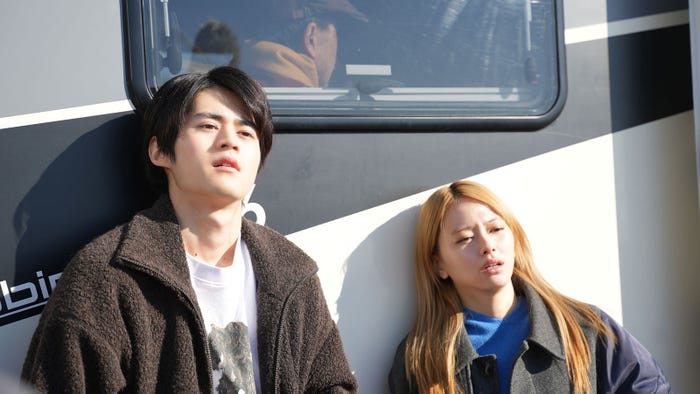 鈴鹿央士、山本舞香「闇バイト家族」第5話(C)「闇バイト家族」製作委員会