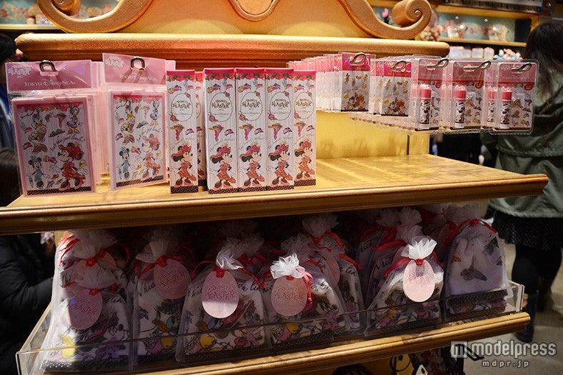 ミラー￥900、ミニタオル（袋入り）￥1000／ディズニーシー