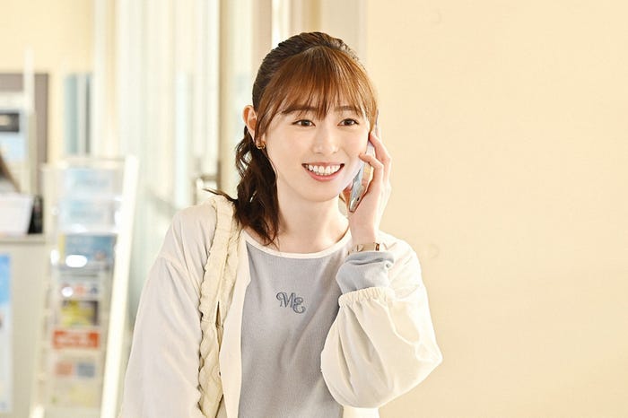 福原遥「18/40~ふたりなら夢も恋も~」第1話より(C)TBS