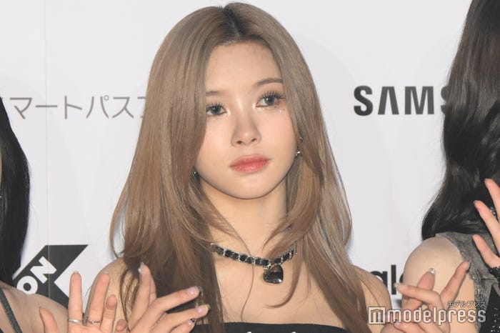 ロングヘアのダヨン(C)モデルプレス