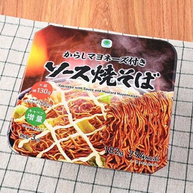 ファミリーマート　ファミマル　カップ麺　ソース焼そば　からしマヨネーズ付き　大盛