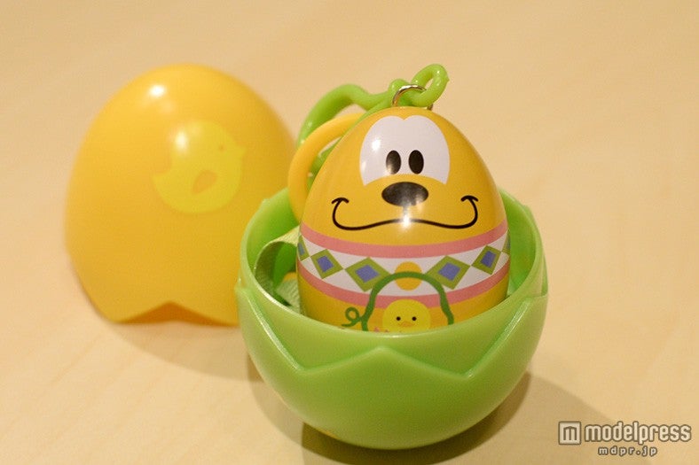 エッグネックストラップ、プルート