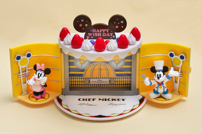 “ハッピーウィッシュデー”セットのオリジナルスタンド(C)Disney