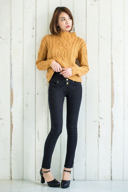 美脚リラックスストレッチデニムパギンス「Re:EDIT by GALSTAR」2,498円（税込）／画像提供：Re:EDIT by GALSTAR