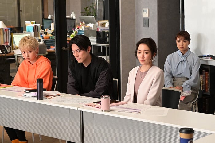 太田夢莉、間宮祥太朗、吉田沙世、上白石萌音「オー!マイ・ボス!恋は別冊で」第9話より(C)TBS