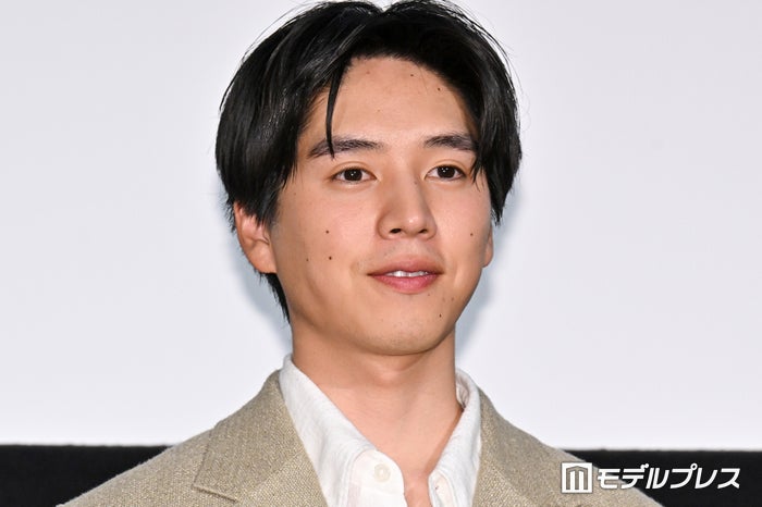 坂東⿓汰、⻄野七瀬との“恋人写真”公開に大照れ「直視できない」映画単独初主演に感慨【君の忘れ方】