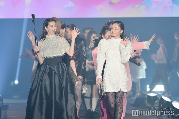 「SDGs推進 TGC しずおか 2024 by TOKYO GIRLS COLLECTION」フィナーレの様子(C)モデルプレス