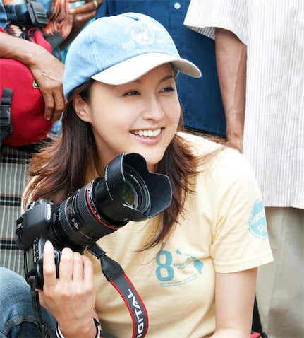 藤原紀香、関西大学の‟客員教授”に就任「共に学びを深められる時間になれば」