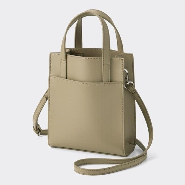 GU　秋新作　グッズ