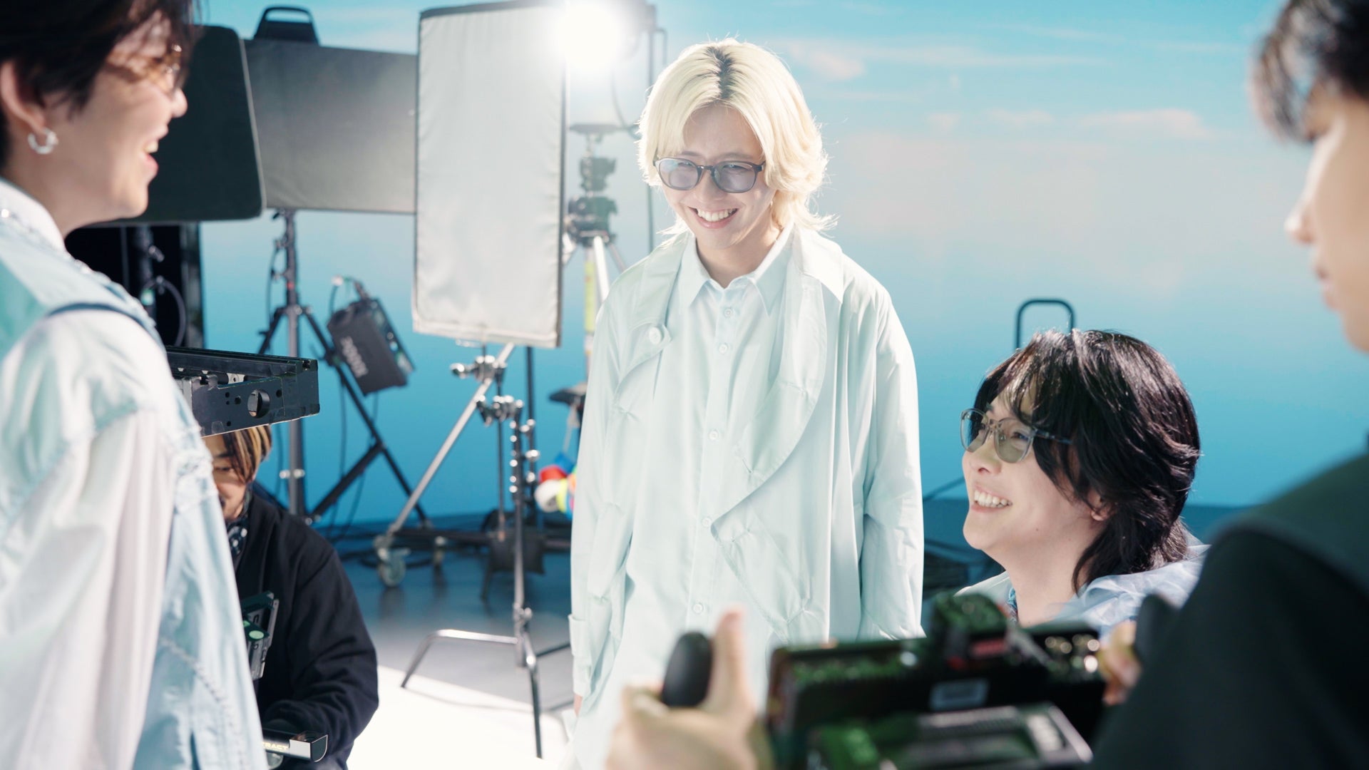 Mrs. GREEN APPLE／新TVCM『眼鏡市場「空景色」篇』メイキング（提供写真）