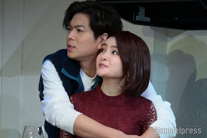 加藤シゲアキ、葵わかな(C)モデルプレス