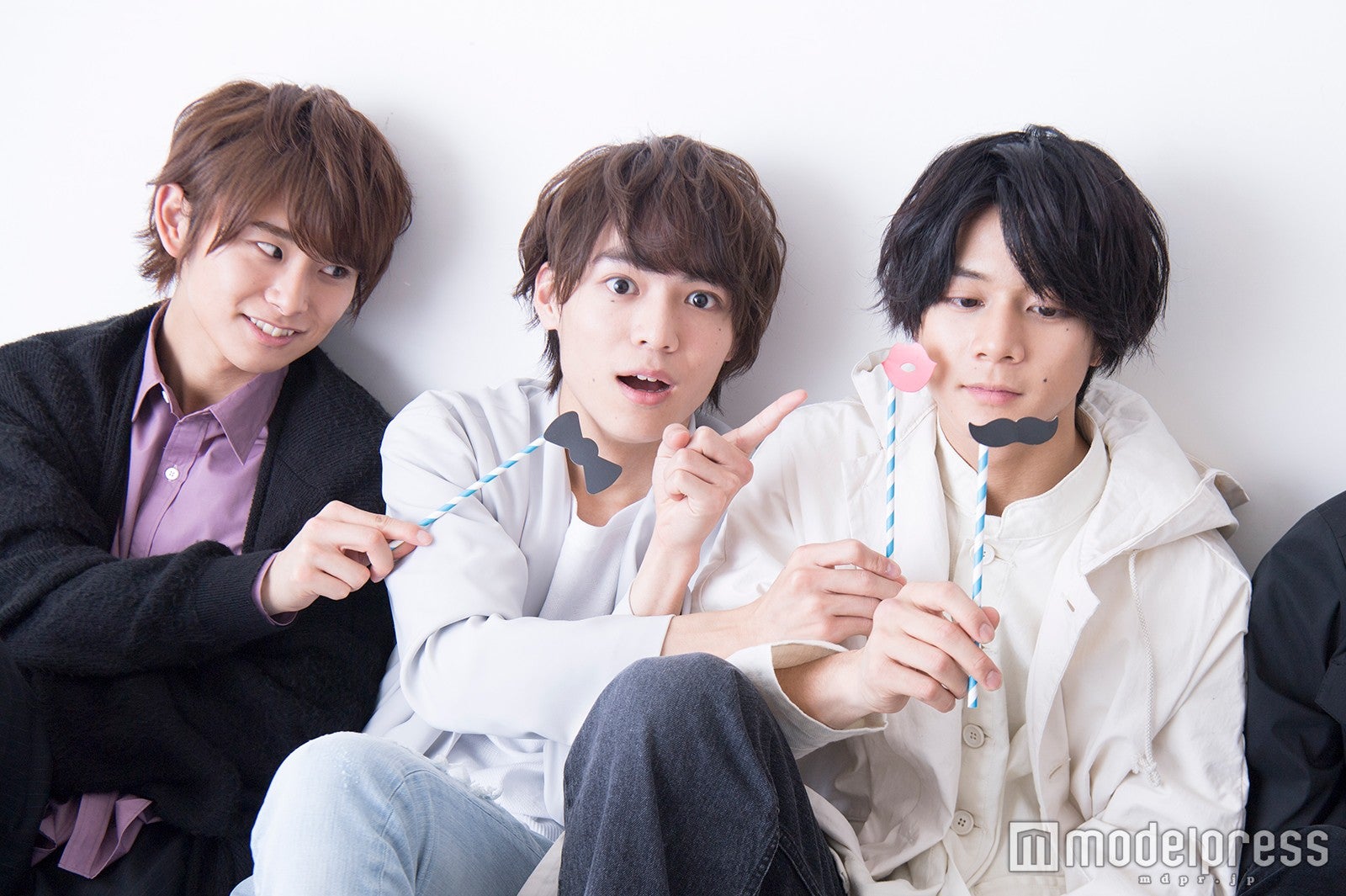 （左から）正木郁、溝口琢矢、石原壮馬（C）モデルプレス