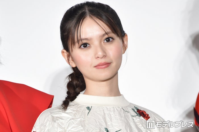 齋藤飛鳥、オン眉ヘアで雰囲気ガラリ「新鮮」「さくちゃんに見えた」の声