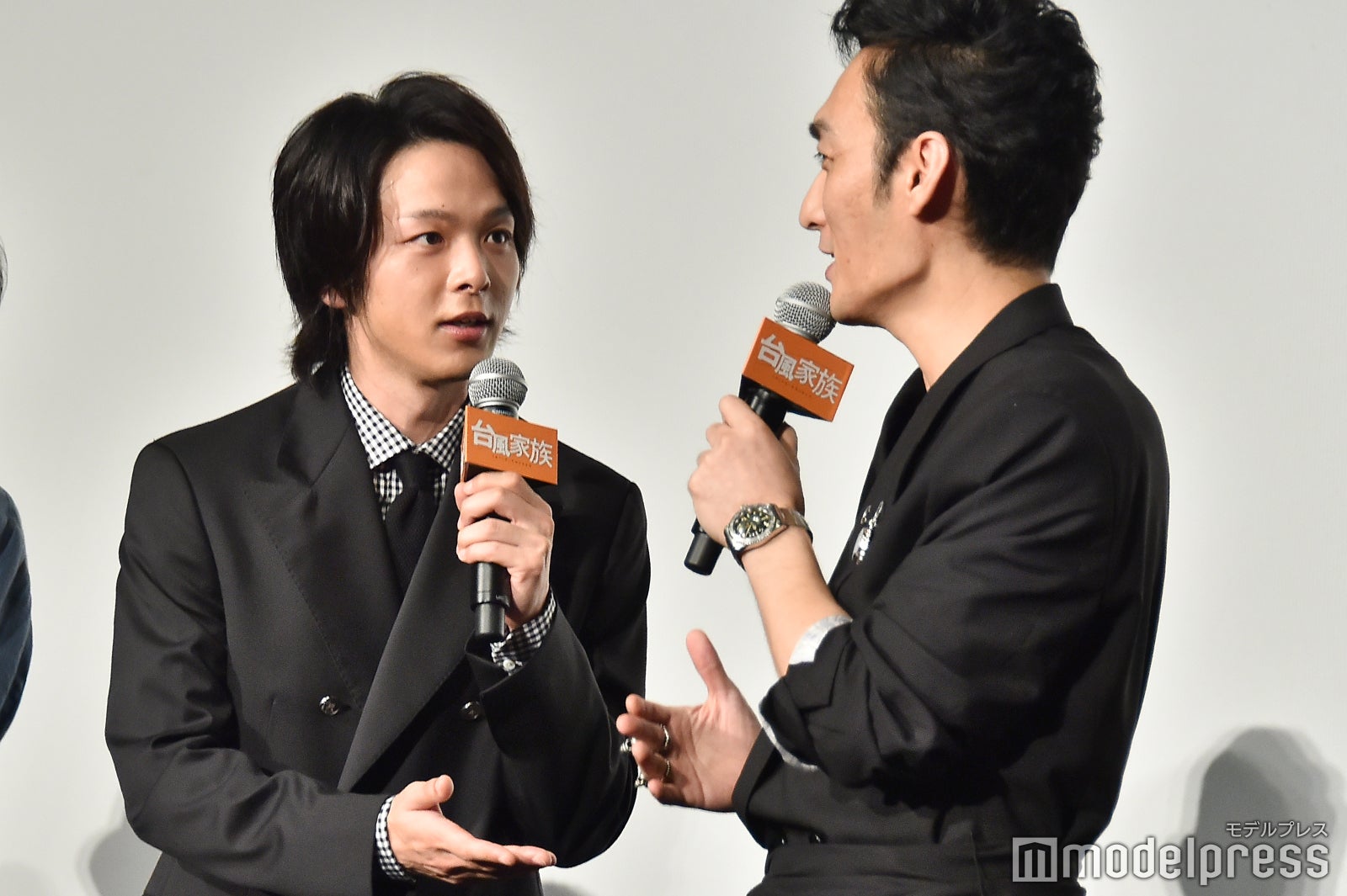 中村倫也、草なぎ剛（C）モデルプレス