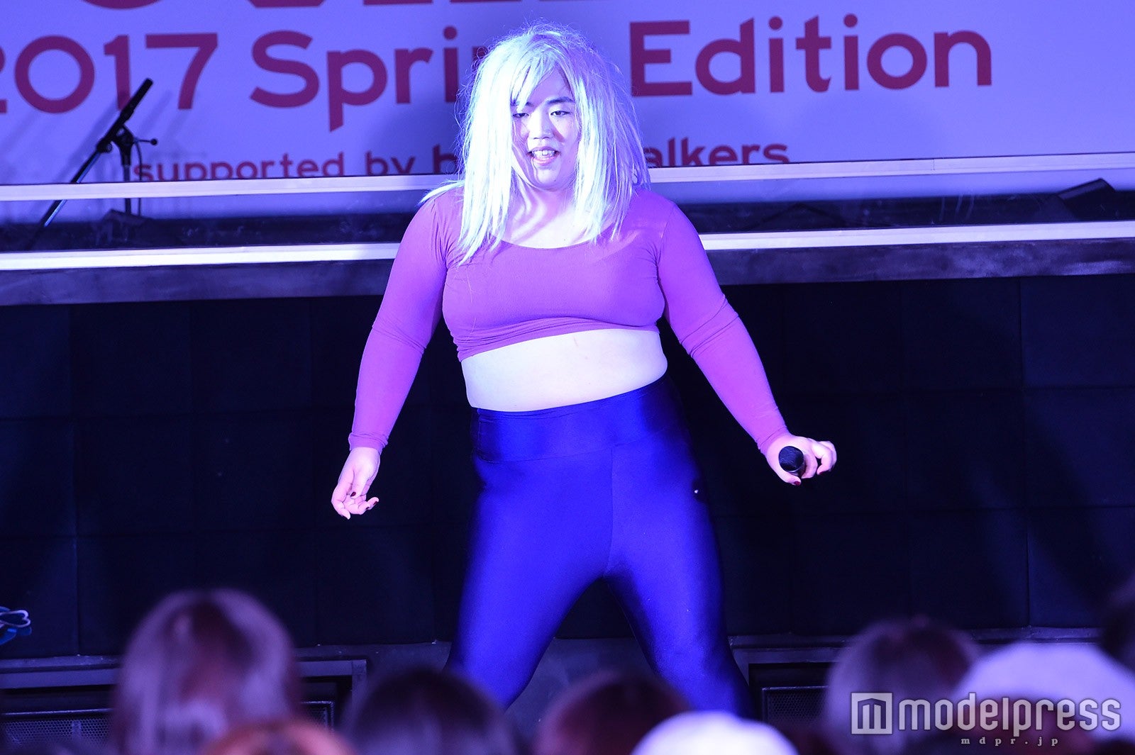 ゆりやんレトリィバァ、迫力ボディで圧倒 女子大生の悩みにツッコミ