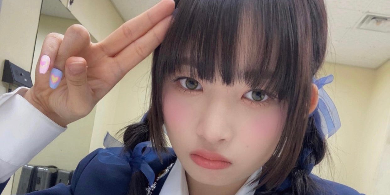 Iveレイ ギャルピースに続き ヤッピーポーズ を流行らせる モデルプレス