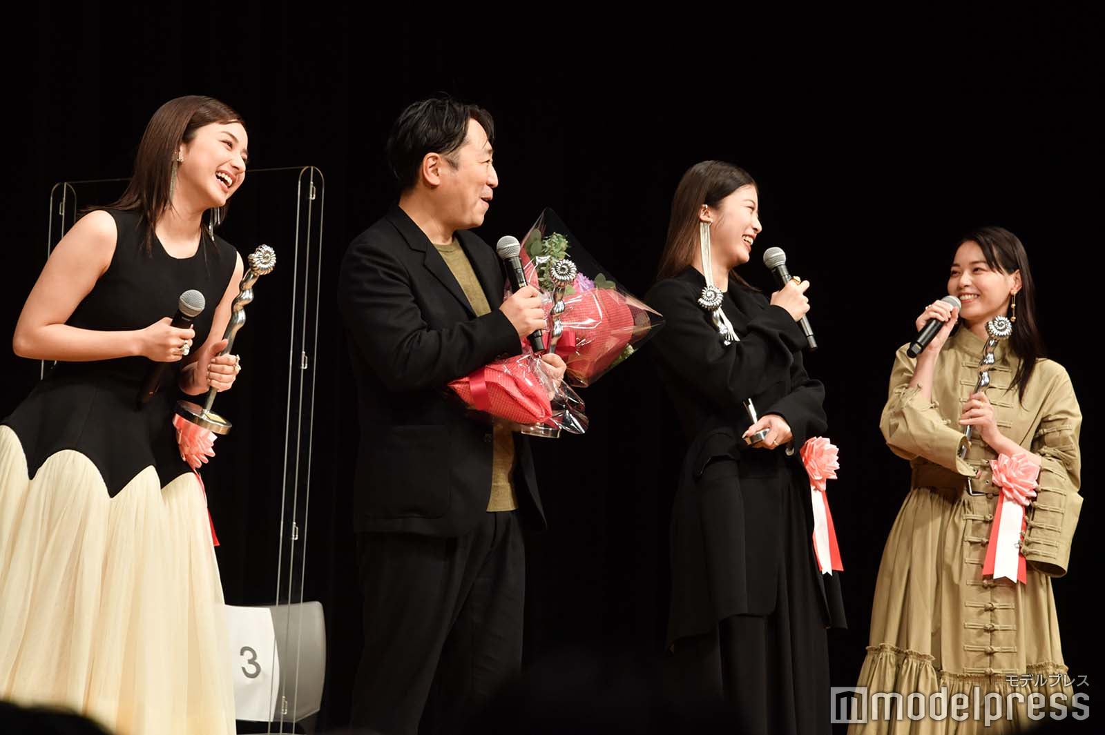 平祐奈、小林啓一監督、馬場ふみか、西野七瀬 （C）モデルプレス