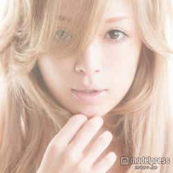 モデルプレス - 浜崎あゆみ、恋人と共演の新曲PV公開